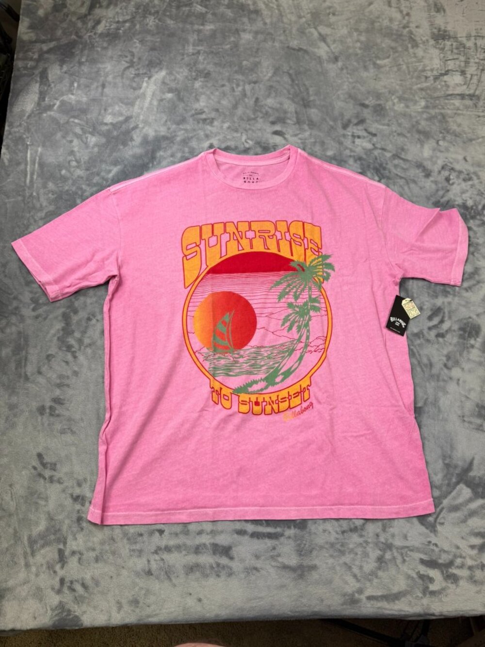 Born In Australia Sunrise to Sunset Oversized T-Shirt BILLABONG Surf Skate SZE S